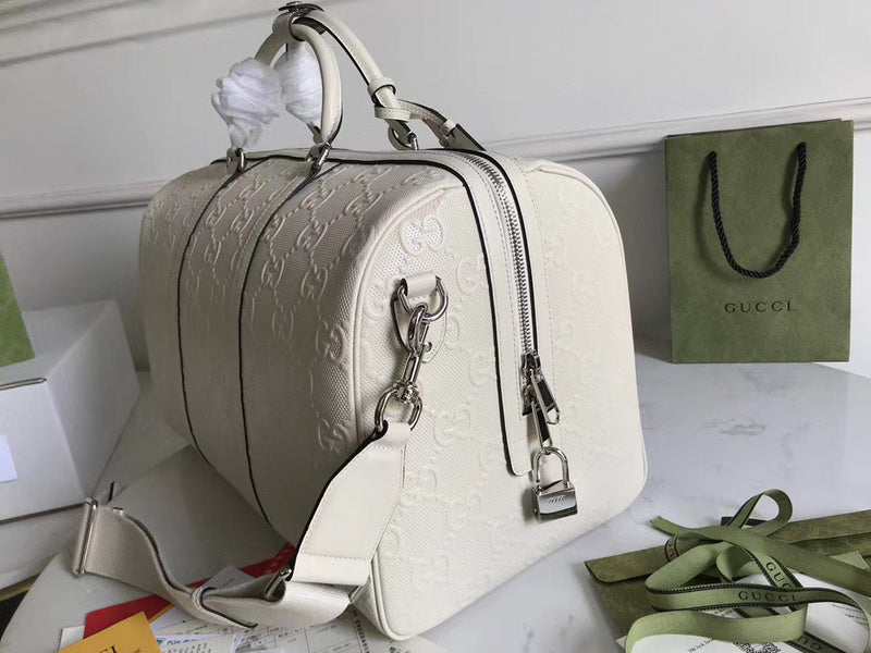 Gucci   Luxury Bags  1069