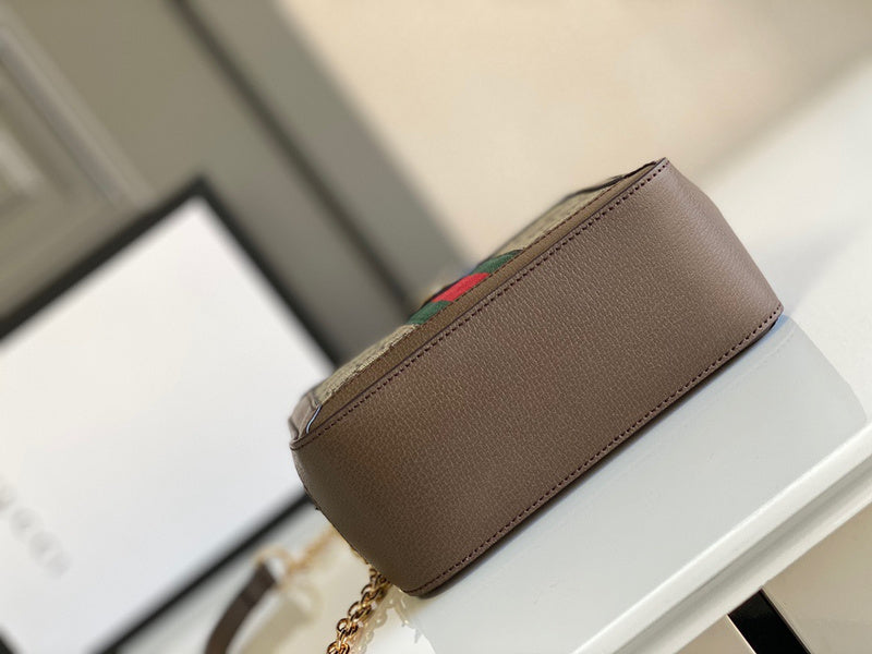Gucci   Luxury Bags  966