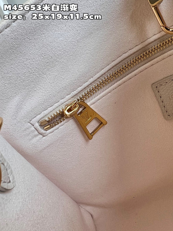 Alice bags - Louis Vuittons  - 15339