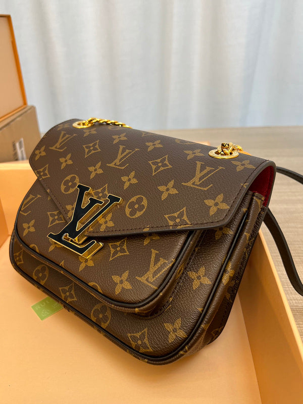 Alice bags- Louis Vuittons  - 16782