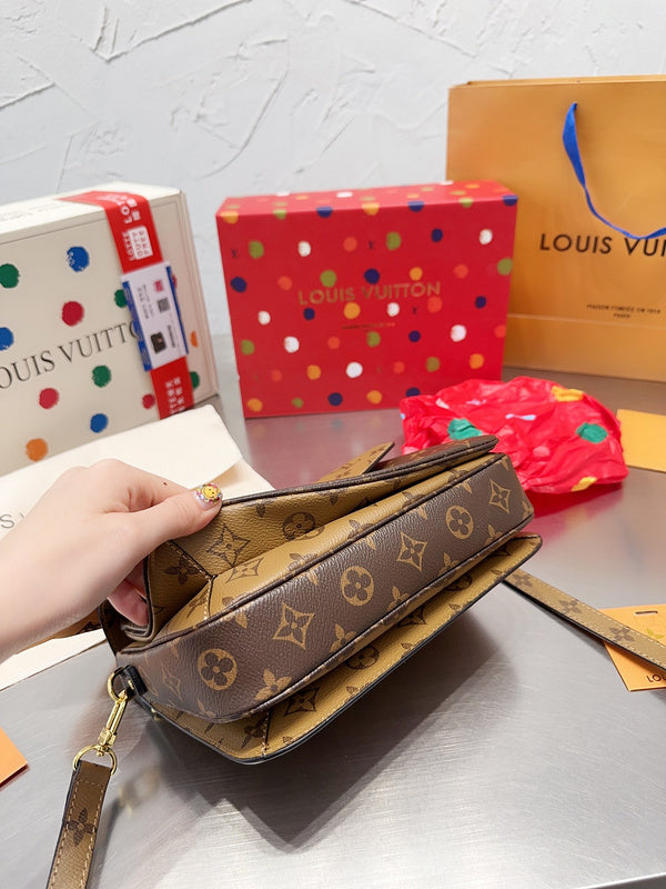 Alice bags - Louis Vuittons  - 15056