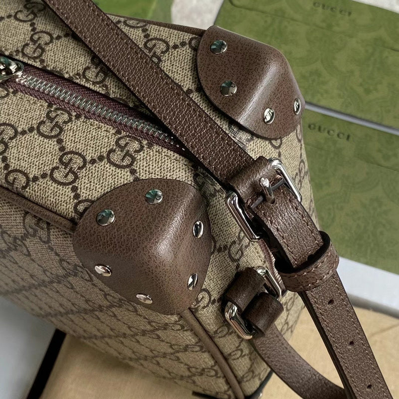 Gucci   Luxury Bags  1060