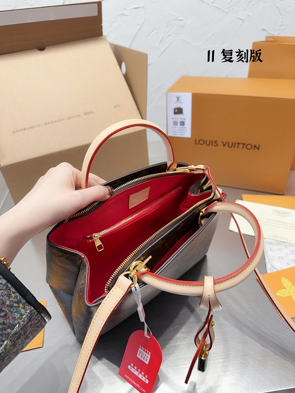 Alice bags - Louis Vuittons  - 15120