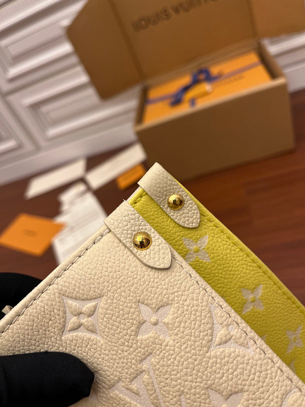 Alice Bags- Louis Vuittons  - 16390