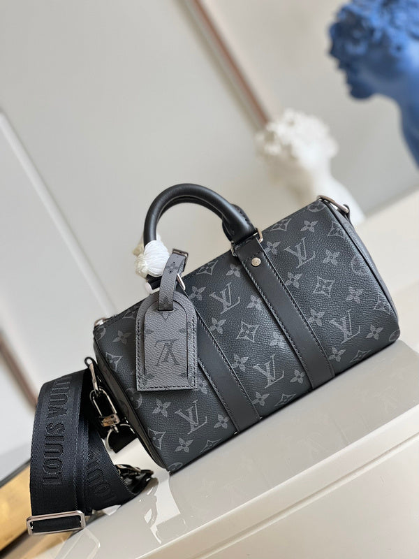 Alice Bags- Louis Vuittons  - 16306