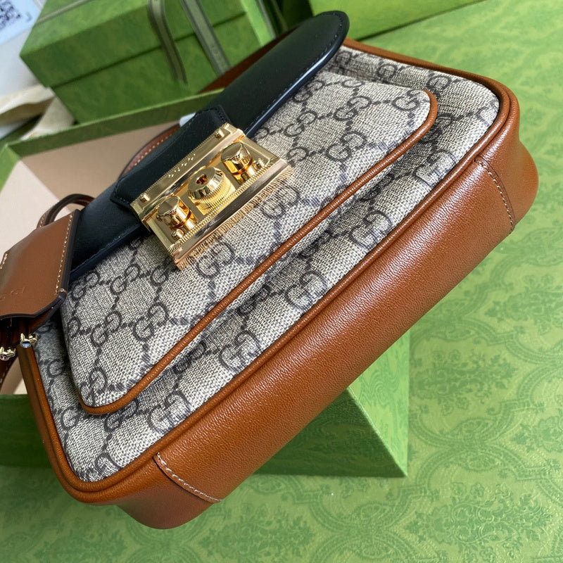 Gucci   Luxury Bags  1006