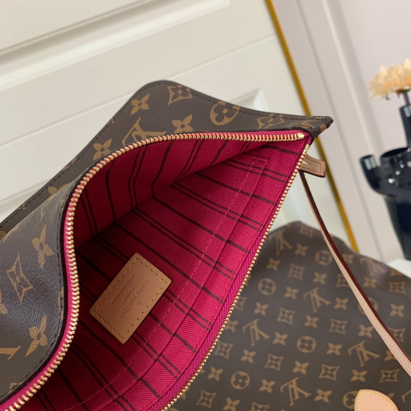 Alice Bags- Louis Vuittons  - 16298
