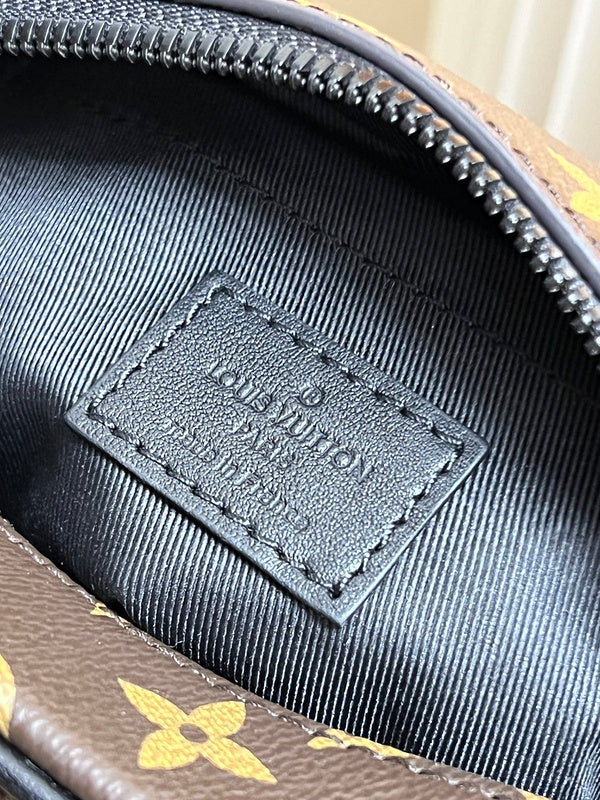 Alice Bags- Louis Vuittons  - 16138
