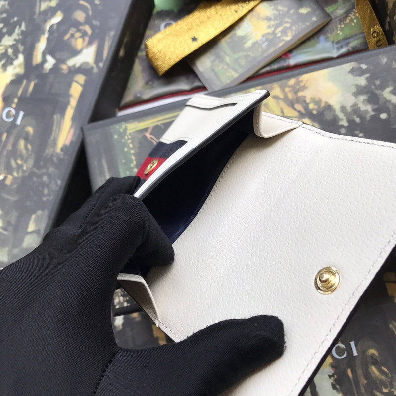 Gucci   Luxury Bags  864