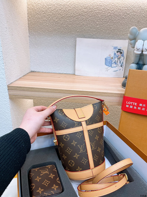 Alice bags - Louis Vuittons  - 15104