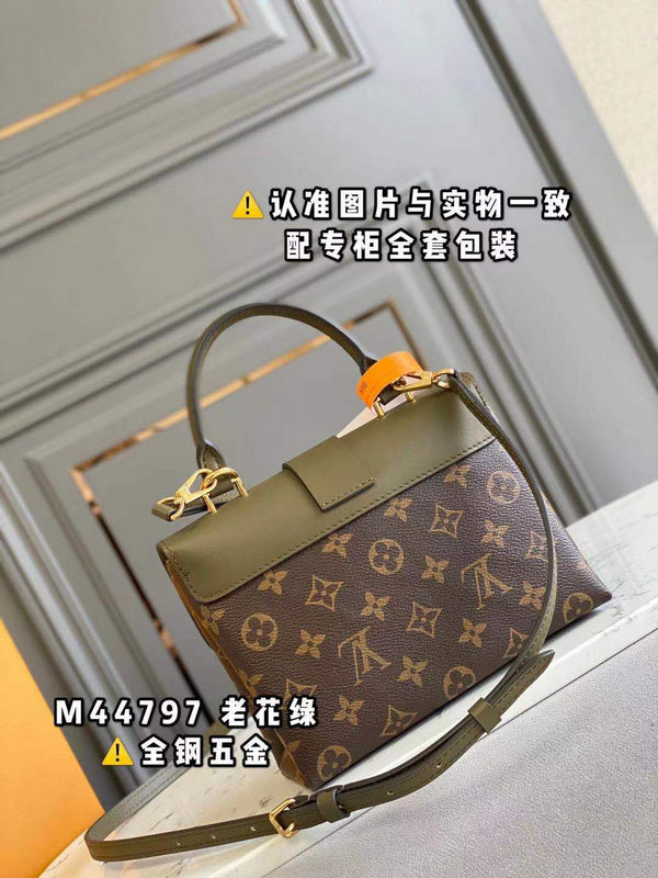 Alice Bags- Louis Vuittons  - 16604
