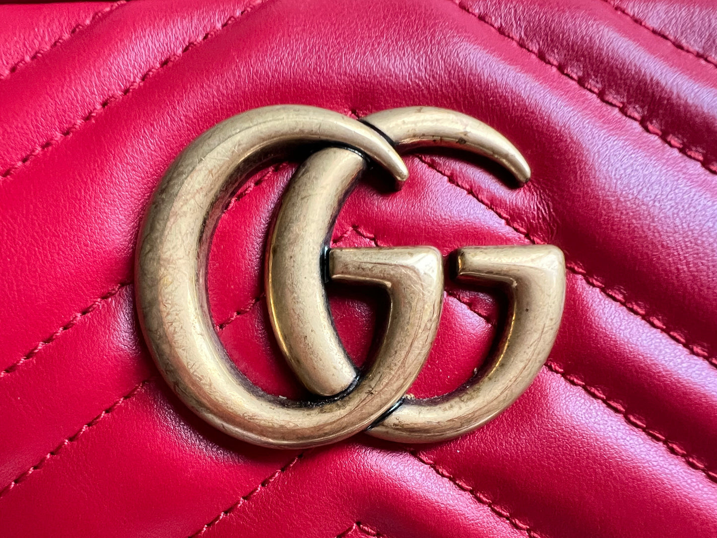 Gucci GG Red Marmont Small Shoulder Bag (RRP £1,440)