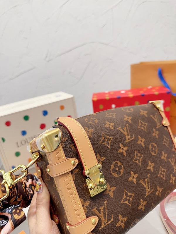 Alice bags - Louis Vuittons  - 14953