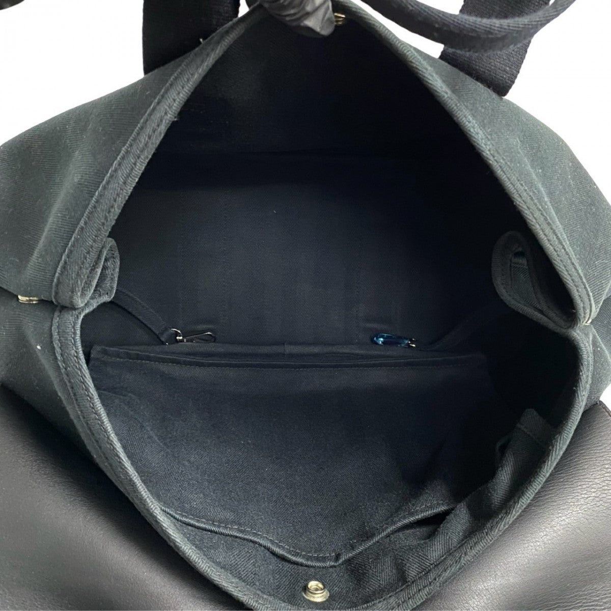 HERMES Handbag leather black Valparaiso MM