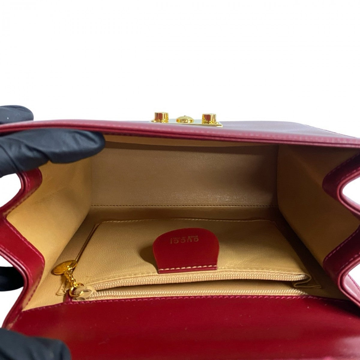 GUCCI Shoulder Bag leather Red Ready lock