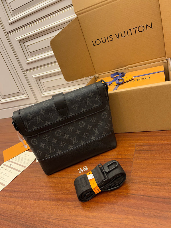 Alice Bags- Louis Vuittons  - 16308