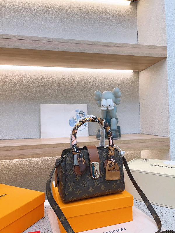 Alice bags - Louis Vuittons  - 14904