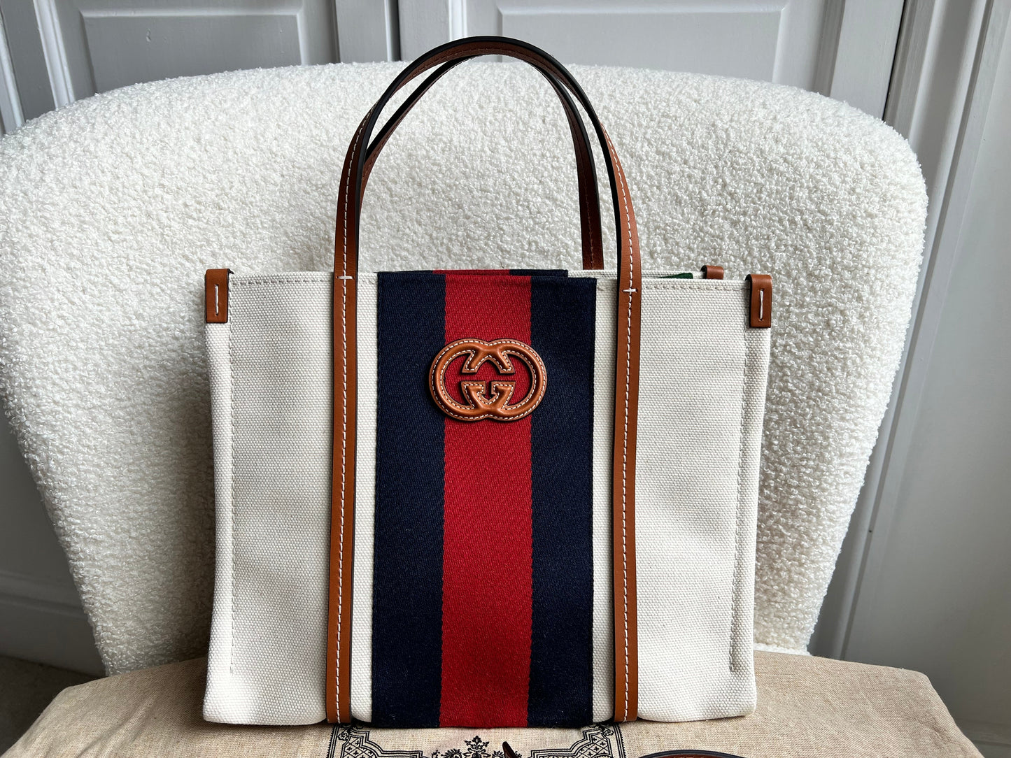 Gucci Small Interlocking GG Tote Bag (£1220)