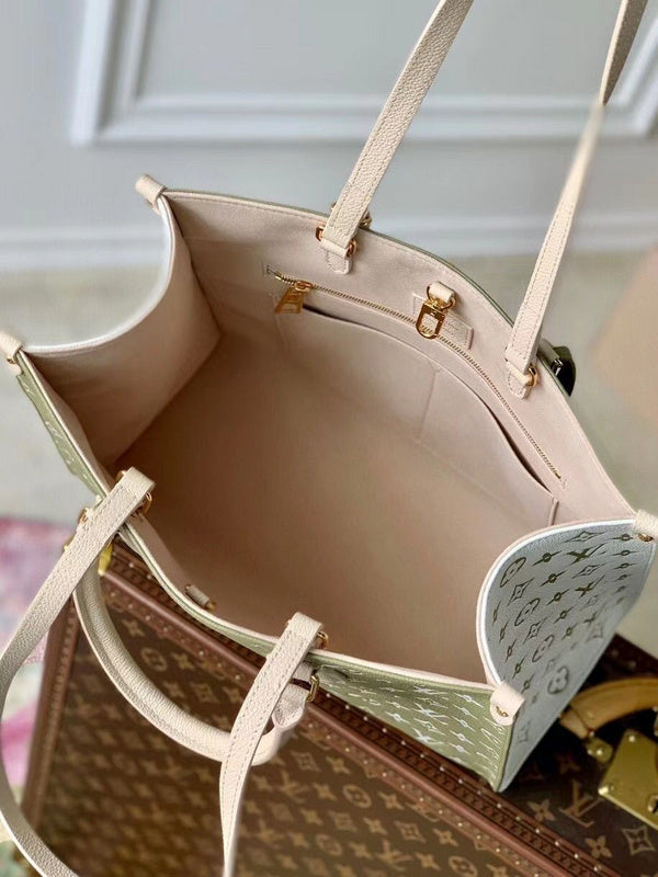 Alice Bags- Louis Vuittons  - 16613