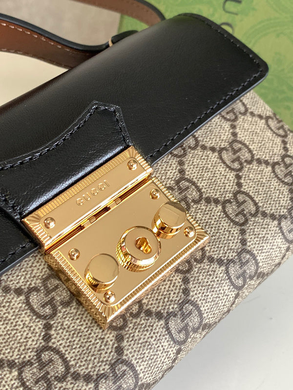 Gucci   Luxury Bags  971