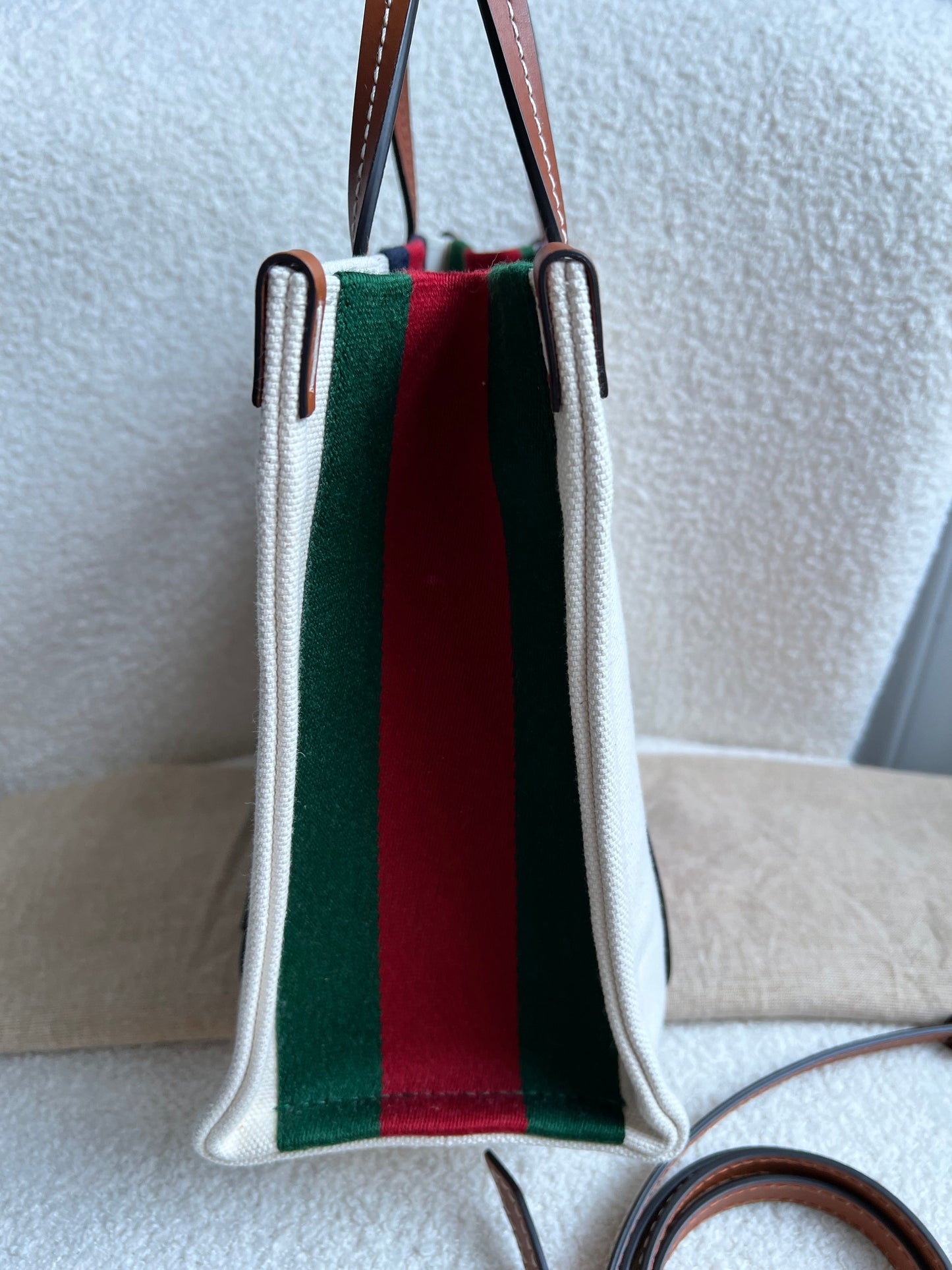Gucci Small Interlocking GG Tote Bag (£1220)