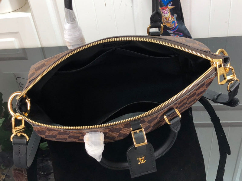 Alice Bags- Louis Vuittons  - 15925