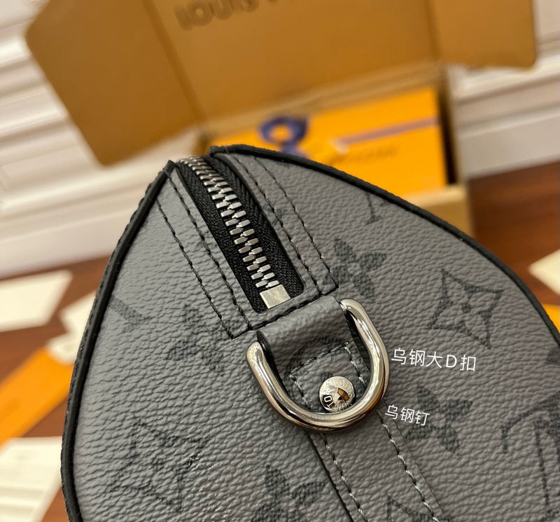 Alice Bags- Louis Vuittons  - 16309