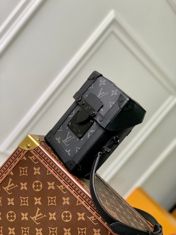 Alice bags - Louis Vuittons  - 15696