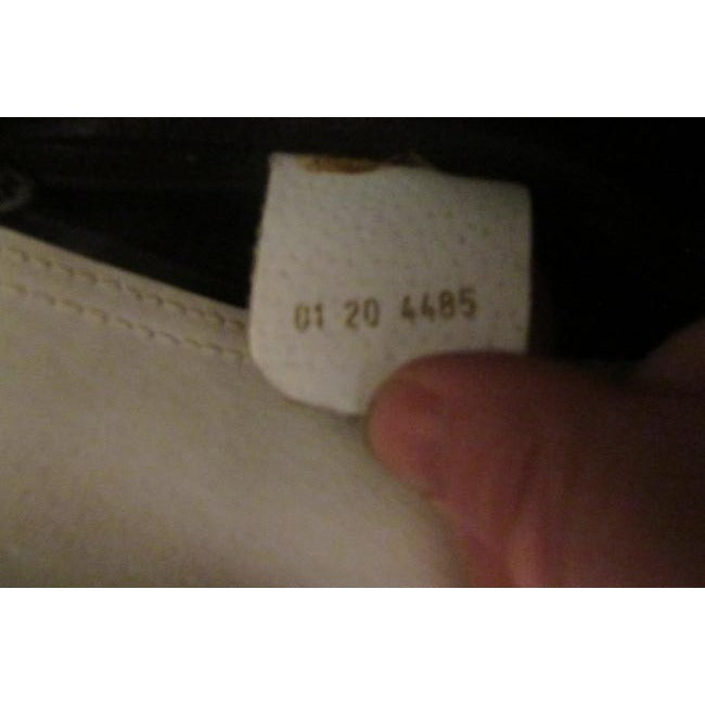 Gucci White Hard Boxy Leather Bucket Bag w red/blue stripe