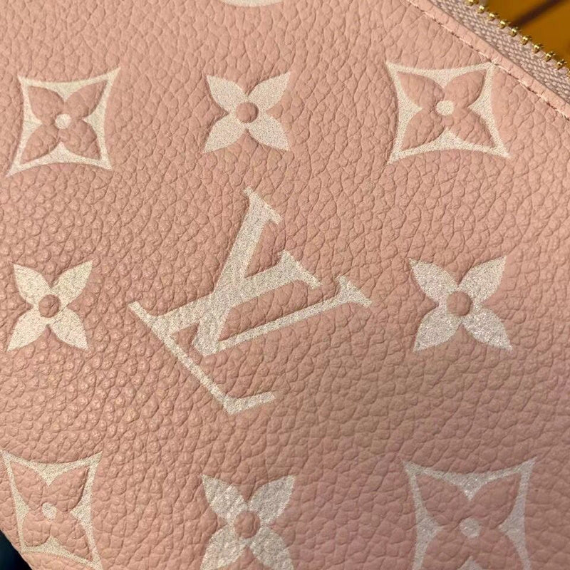 Alice bags- Louis Vuittons  - 16690