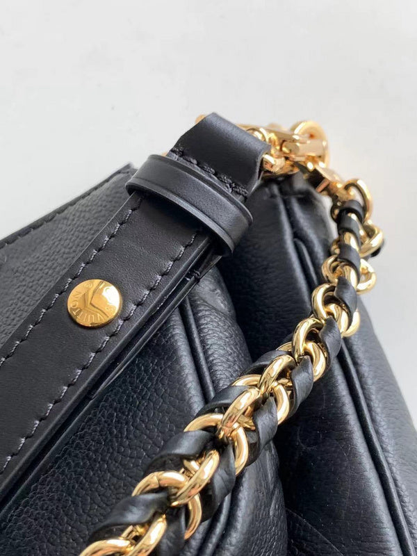 Alice Bags- Louis Vuittons  - 16447
