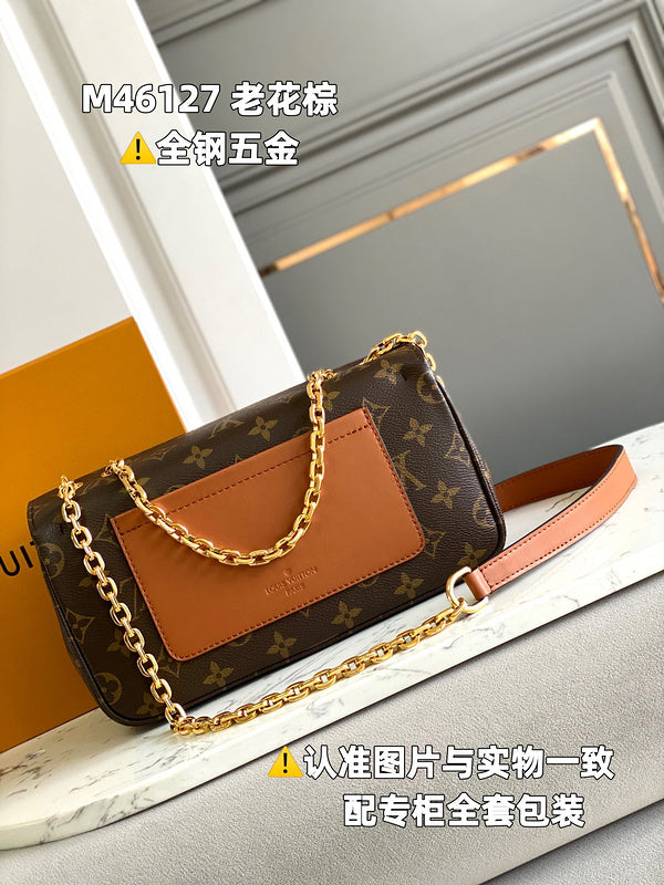 Alice Bags- Louis Vuittons  - 15952