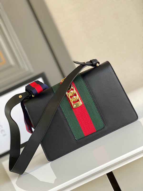 Gucci   Luxury Bags  1303