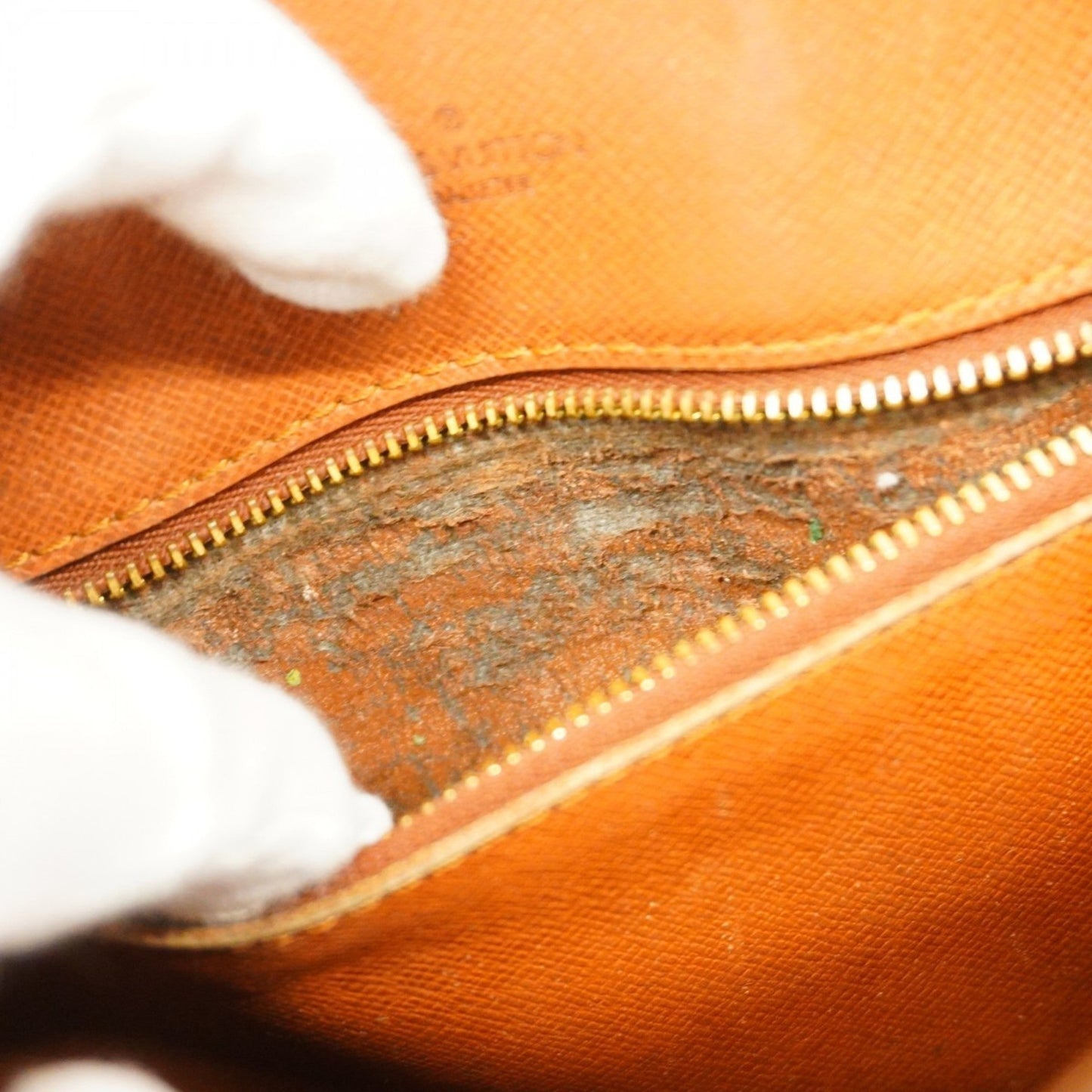 Louis Vuitton  Shoulder Bag