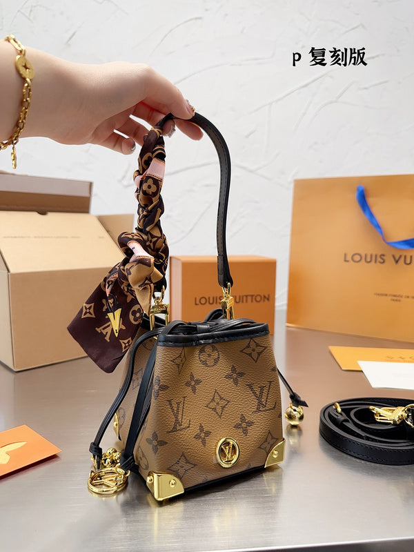 Alice bags - Louis Vuittons  - 14944