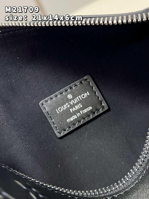 Alice Bags- Louis Vuittons  - 16054
