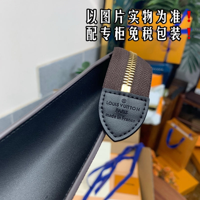 Alice bags- Louis Vuittons  - 16661
