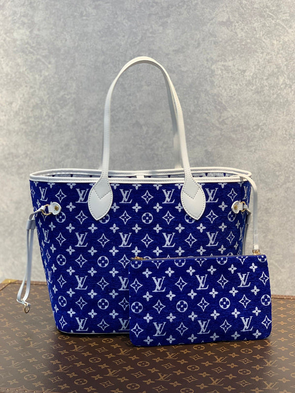 Alice Bags- Louis Vuittons  - 16601