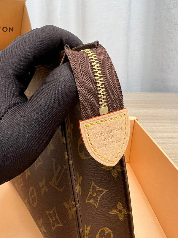 Alice bags- Louis Vuittons  - 16777