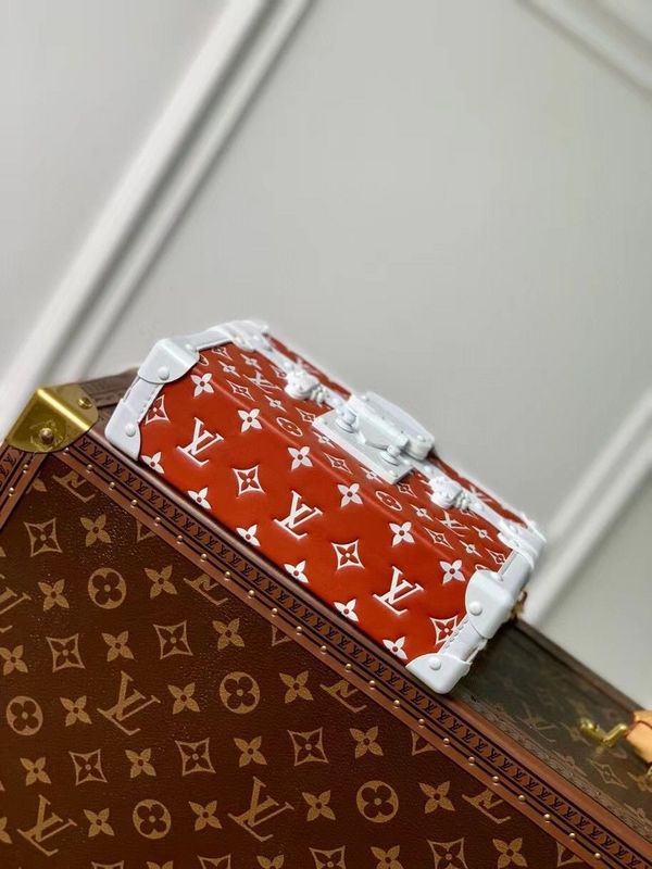 Alice Bags- Louis Vuittons  - 16318