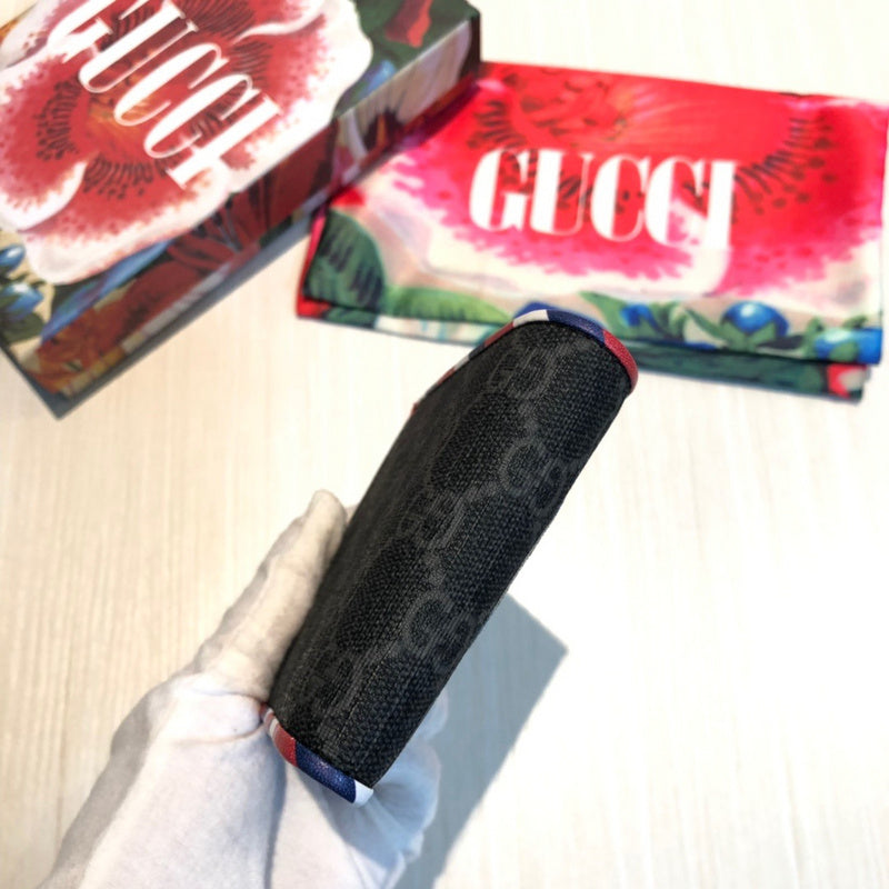 Gucci   Luxury Bags  874