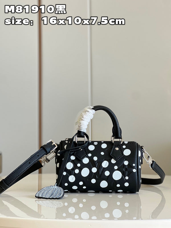 Alice Bags- Louis Vuittons  - 15912