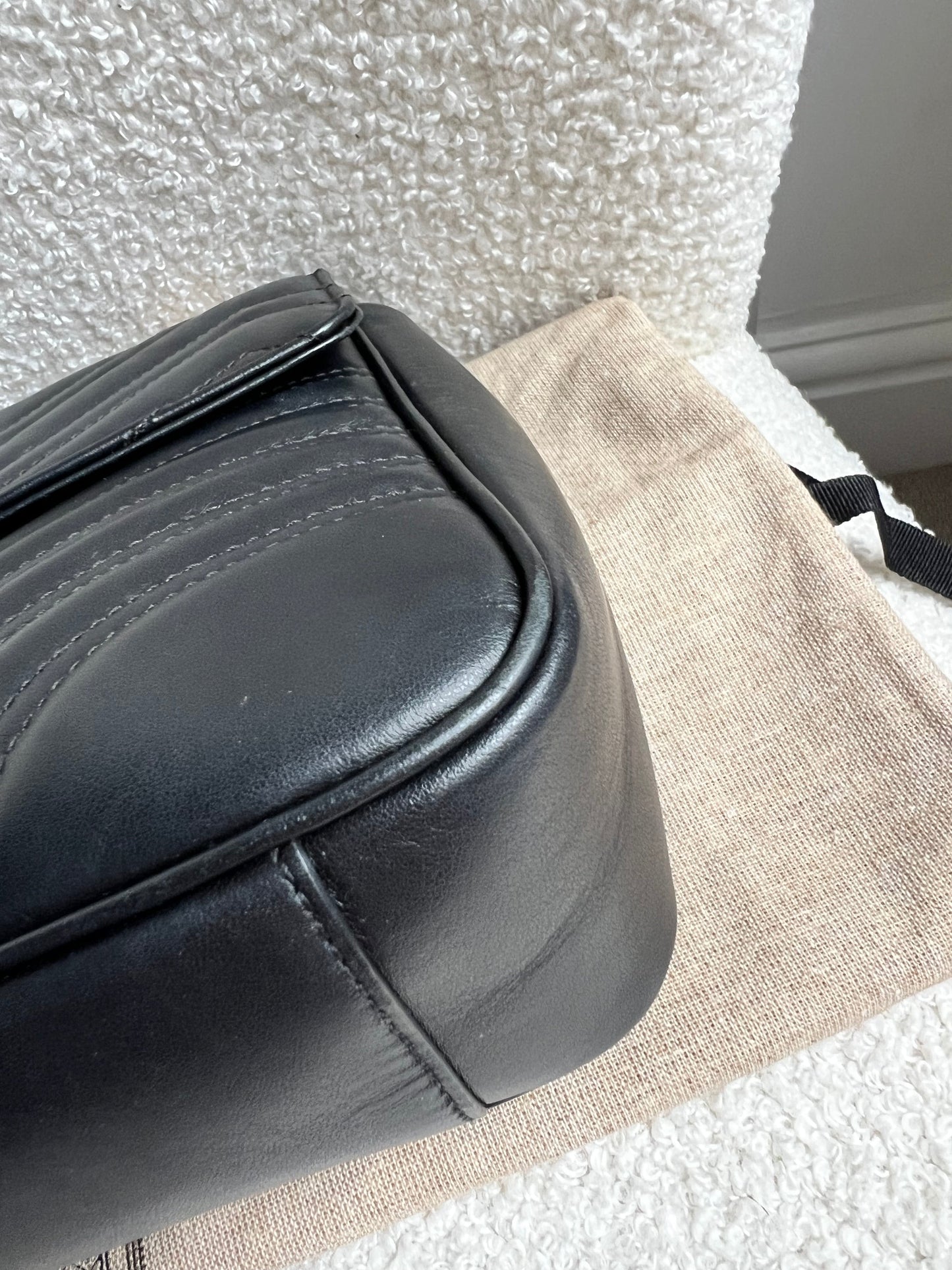 Gucci GG Black Marmont Medium Shoulder Bag (RRP £2,340)