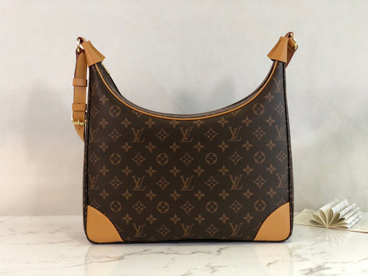 Alice Bags- Louis Vuittons  - 16065