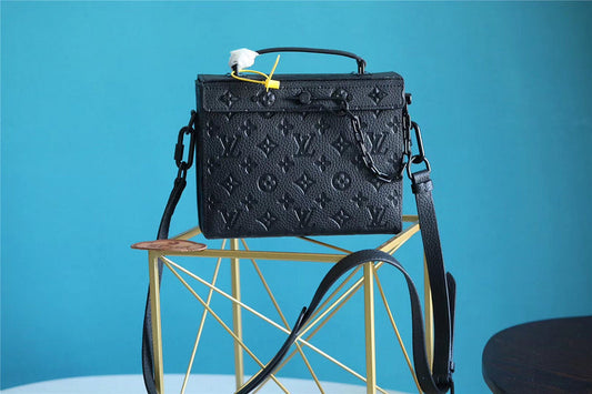 Alice bags - Louis Vuittons  - 10107