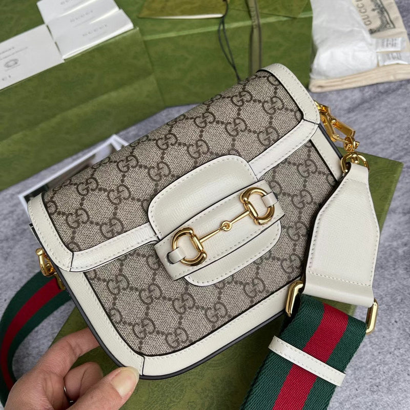 Gucci   Luxury Bags  1031