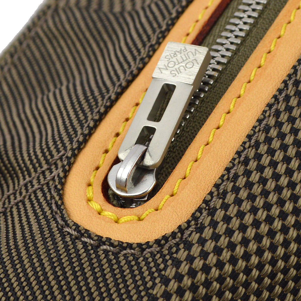 Louis Vuitton 2007 Terre Damier Geant Acrobat Waist Bum Bag M93619