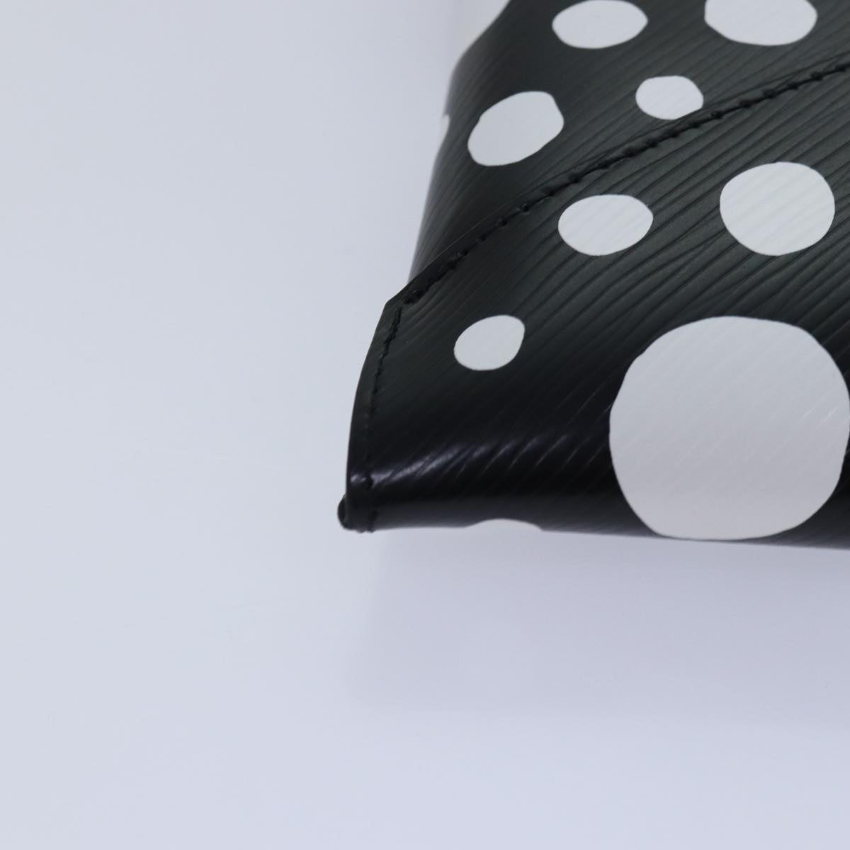 LOUIS VUITTON Epi Yayoi Kusama Pochette Kirigami Pouch Black M81959 Auth 86284S
