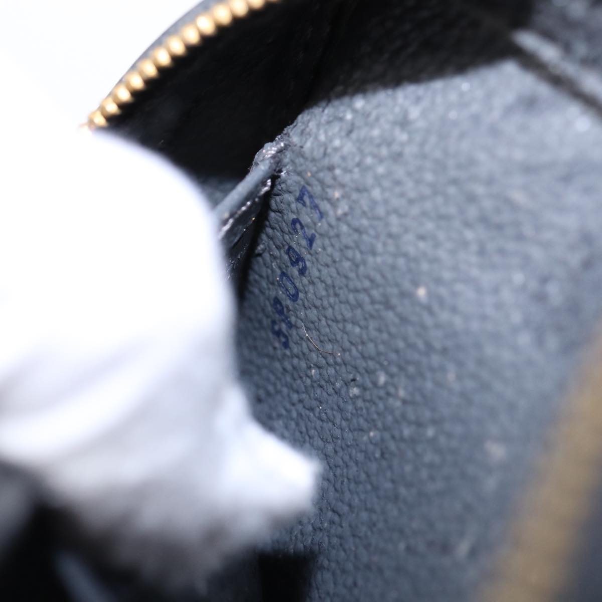 LOUIS VUITTON Epi Dauphine PM Pouch Black M48442 LV Auth 86512