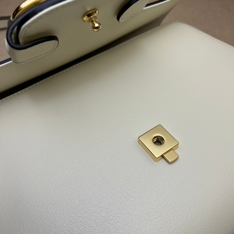 Gucci  Luxury -  Bags - 564